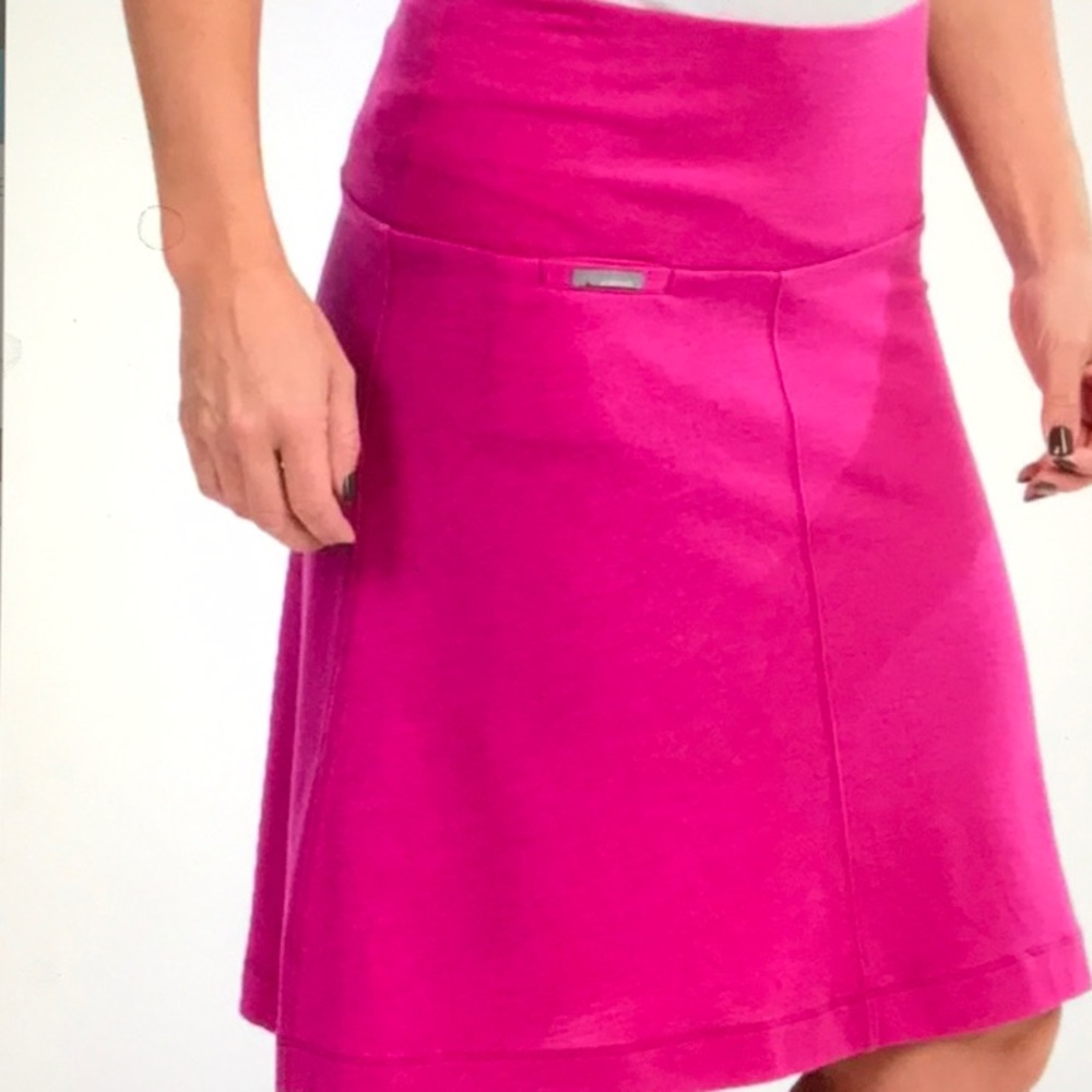 Icebreaker merino pink Villa skirt size M